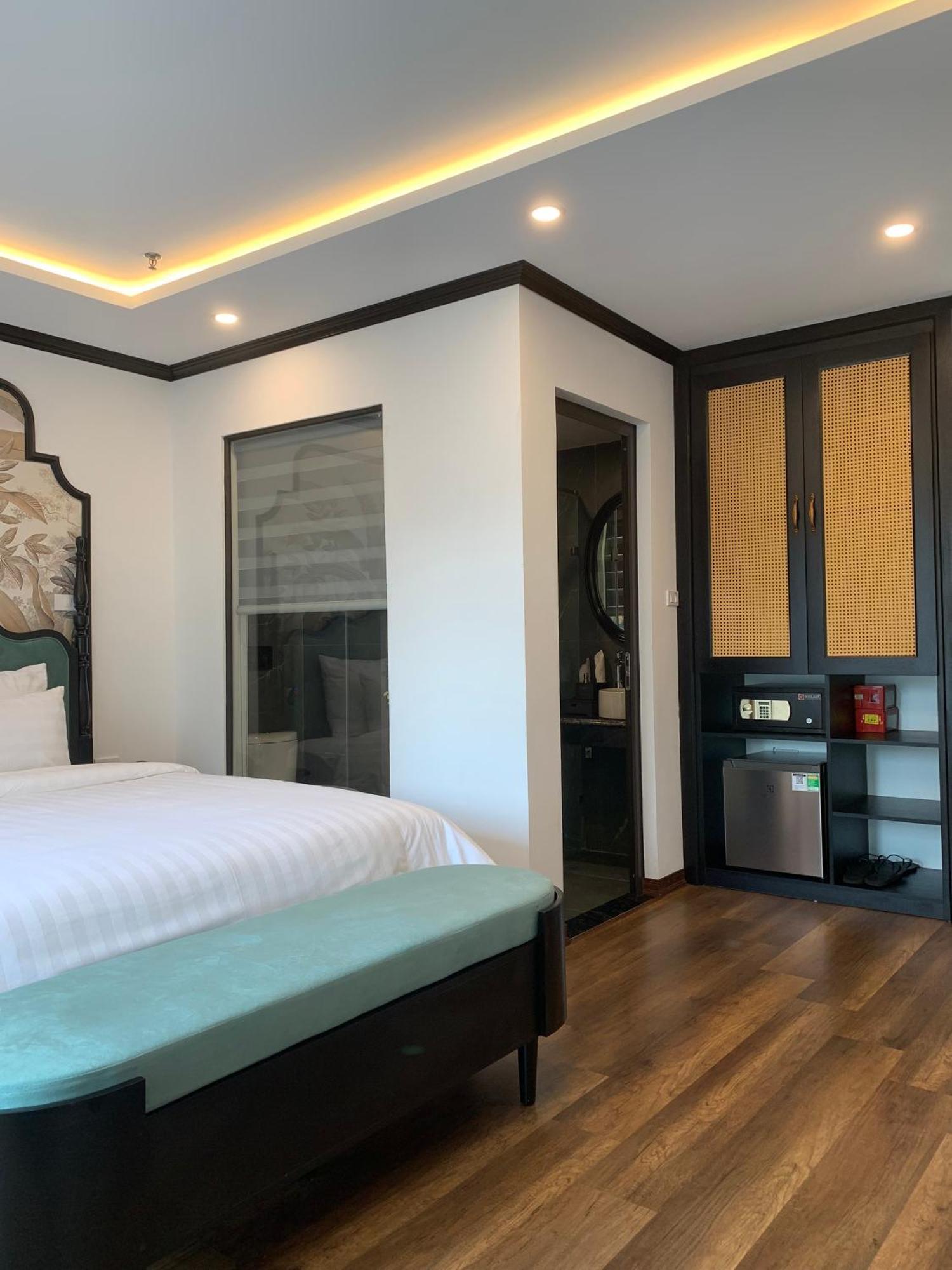 Aquarius Premium Hotel ฮานอย ภายนอก รูปภาพ