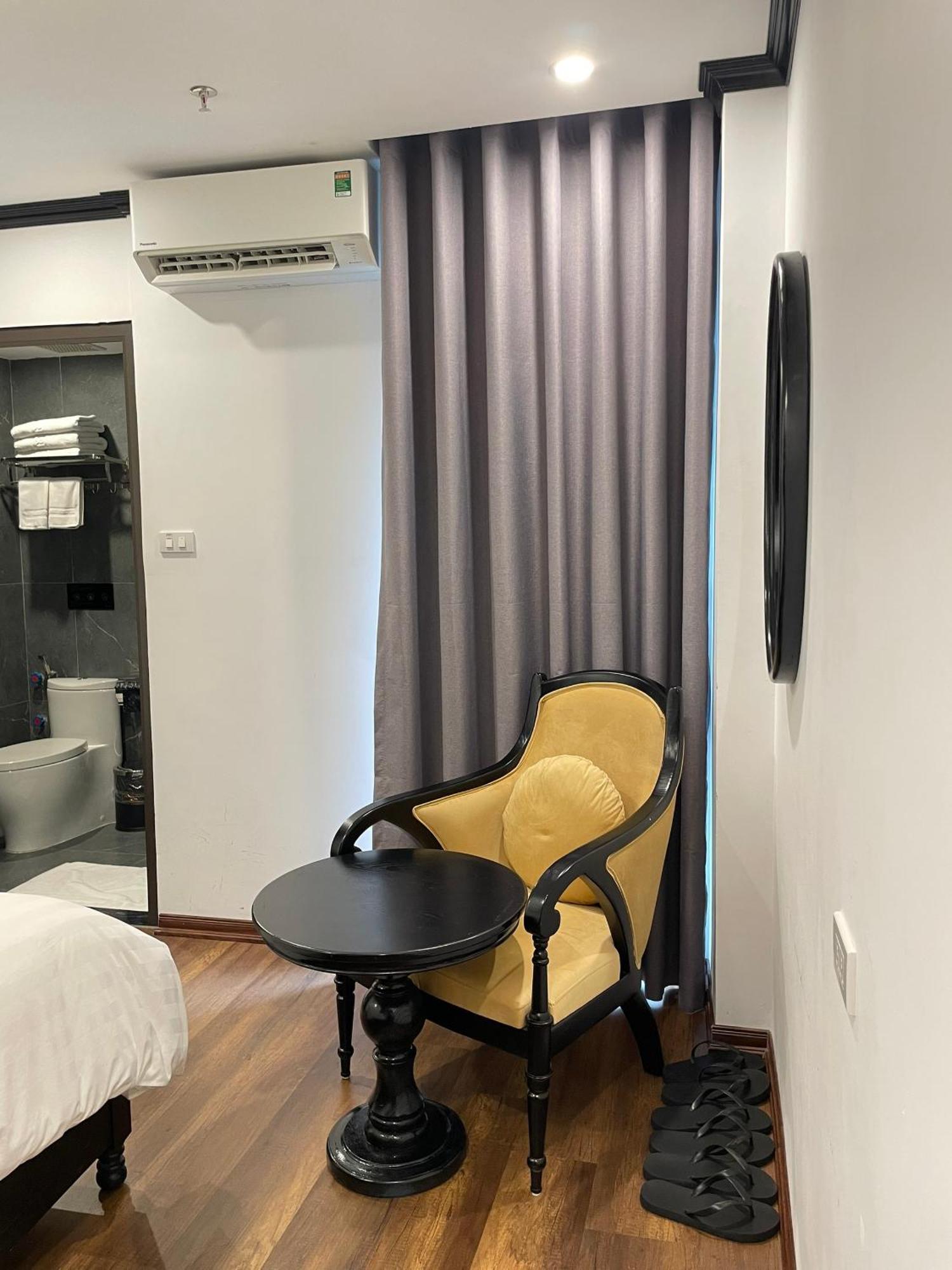 Aquarius Premium Hotel ฮานอย ภายนอก รูปภาพ
