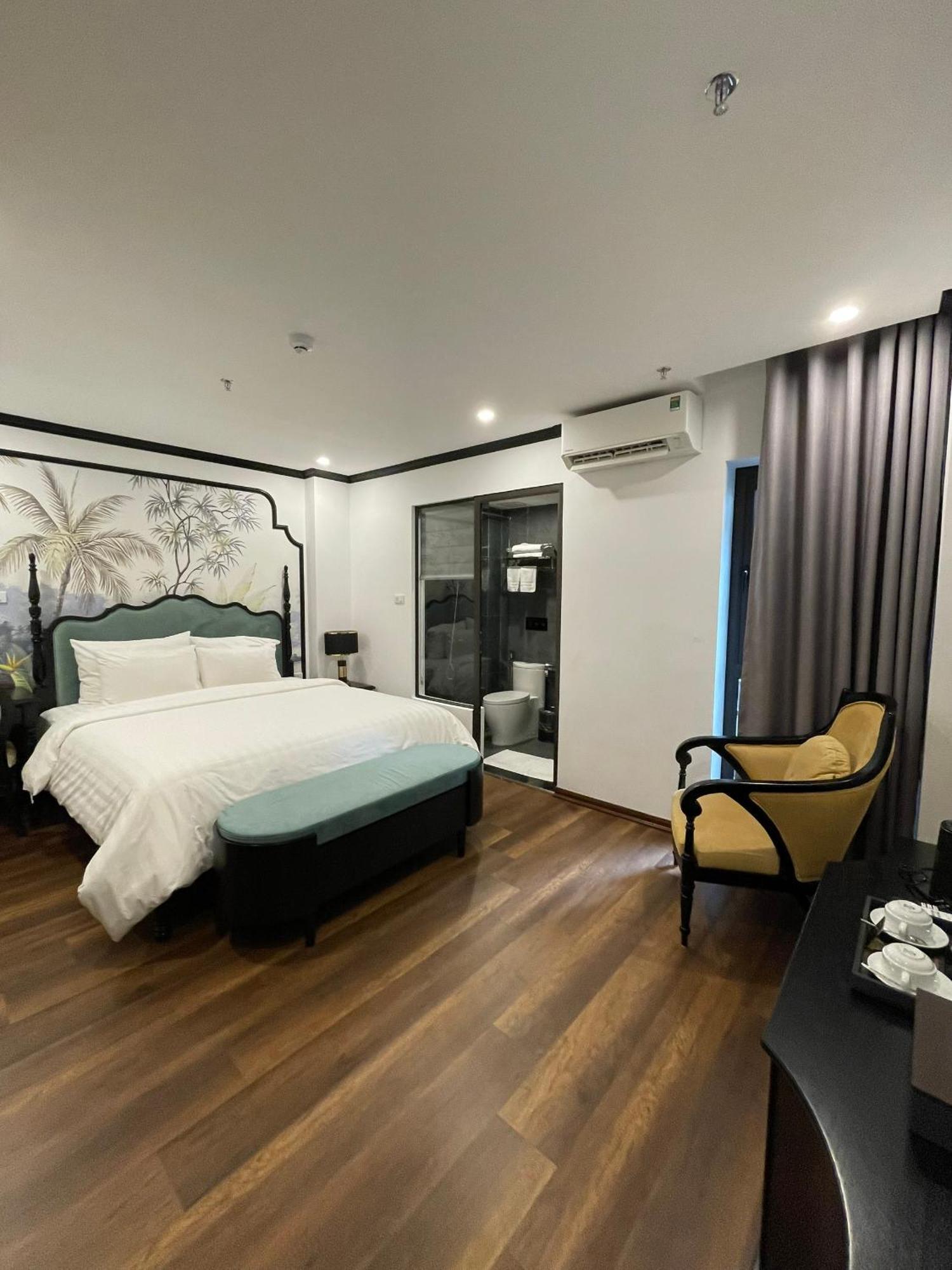 Aquarius Premium Hotel ฮานอย ภายนอก รูปภาพ