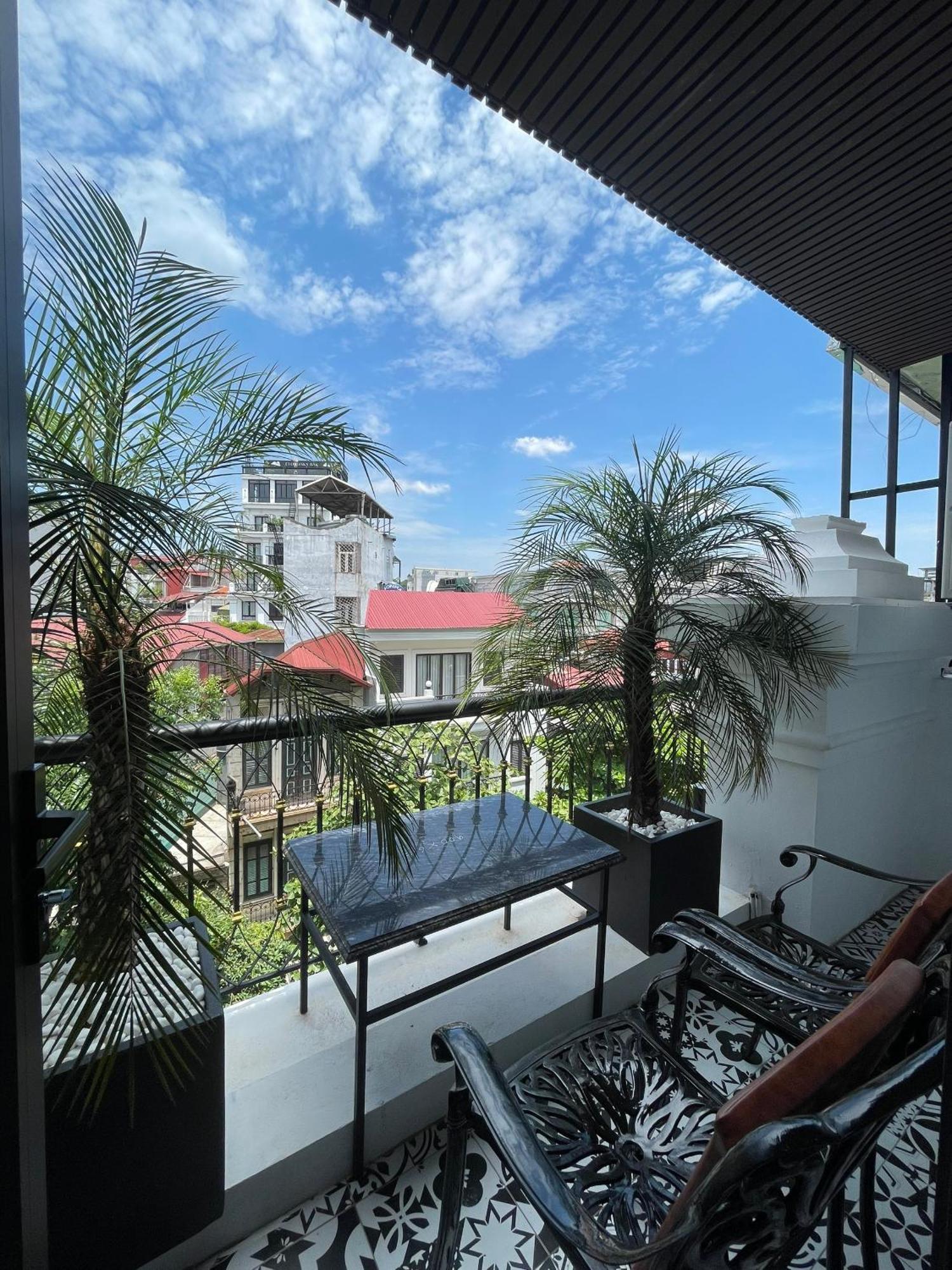 Aquarius Premium Hotel ฮานอย ภายนอก รูปภาพ